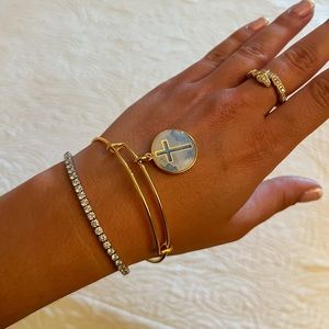 Alex & Ani RARE Cross Bracelet